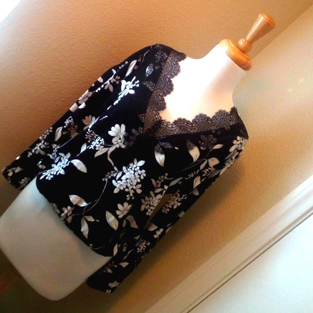 Express Black & White Blouse
